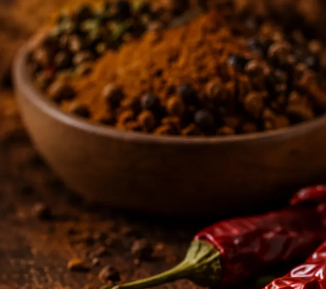 Meat Curry Powder in a wooden bowl
